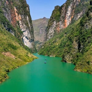 CAO NGUYÊN ĐÁ ĐỒNG VĂN DU THUYỀN SÔNG NHO QUẾ - HẺM TU SẢN.